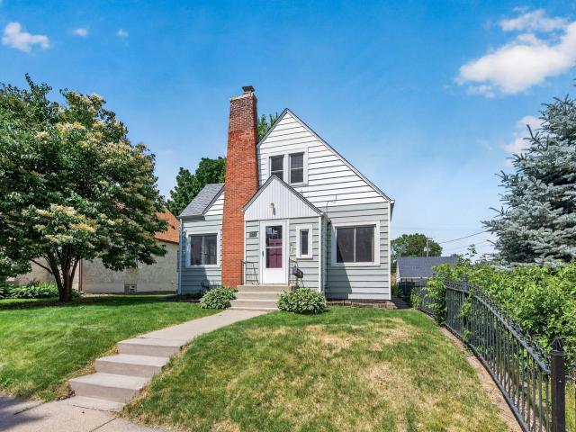 1051 Ottawa Avenue Saint Paul MN 55118 - MLS# 7091207