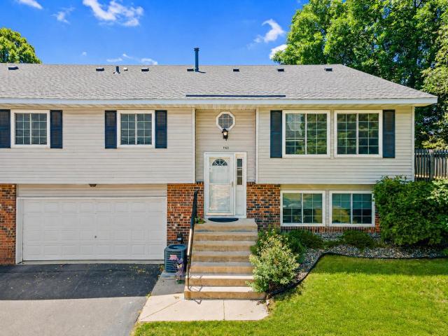 7923 147th Street W Apple Valley MN 55124 - MLS# 7091358