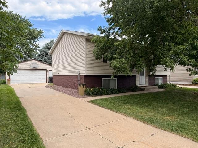 4911 22nd Avenue NW Rochester MN 55901 - MLS# 7091441