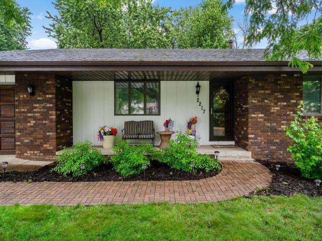 2217 Ripley Avenue Saint Paul MN 55109 - MLS# 7091443