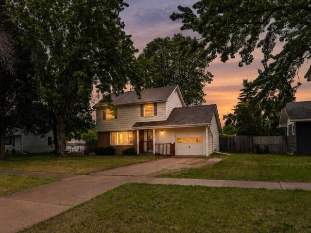 11801 Crooked Lake Boulevard NW Coon Rapids MN 55433 - MLS# 7091485