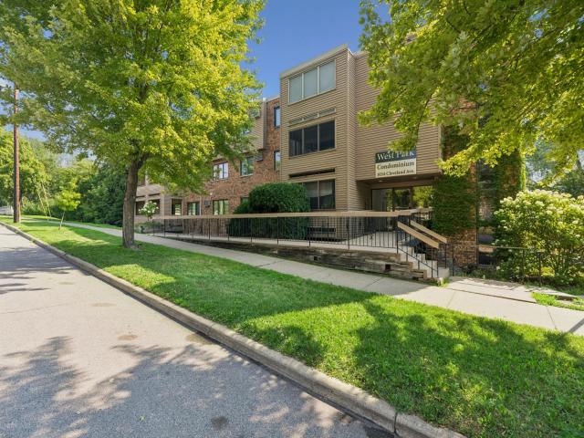 1034 Cleveland Avenue S Unit 105 Saint Paul MN 55116 - MLS# 7091494