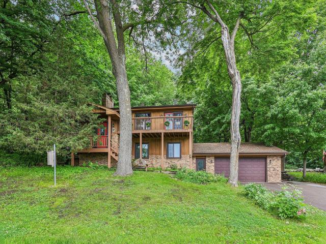 6680 Lotus Trail Chanhassen MN 55317 - MLS# 7091694