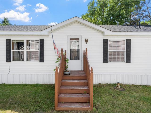 93 Riverside Terrace Watertown MN 55388 - MLS# 7091825