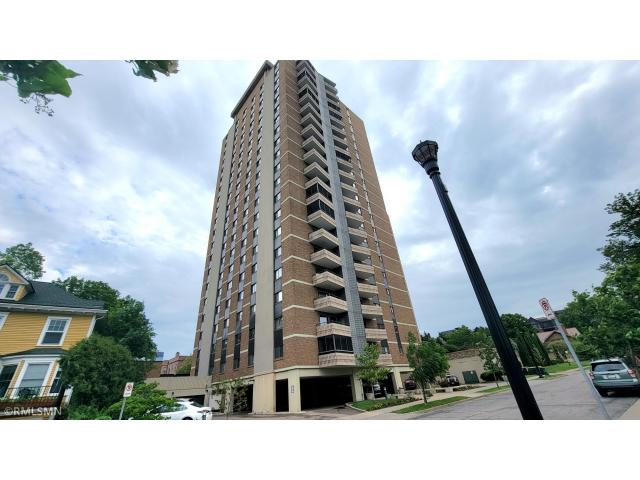 410 Groveland Avenue Unit 202 Minneapolis MN 55403 - MLS# 7091977