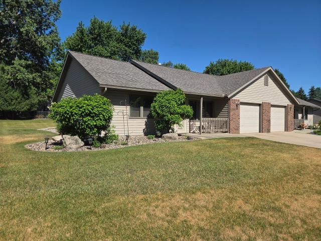 1845 Greenwood Drive Albert Lea MN 56007 - MLS# 7091978