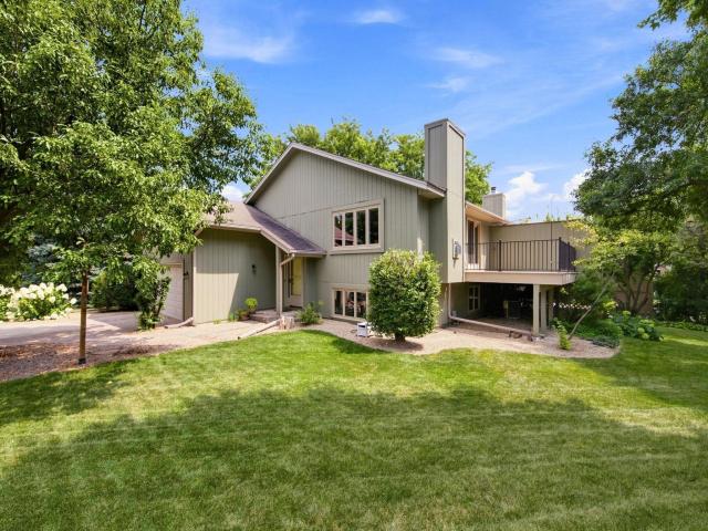 10277 Tarn Circle Eden Prairie MN 55347 - MLS# 7092191
