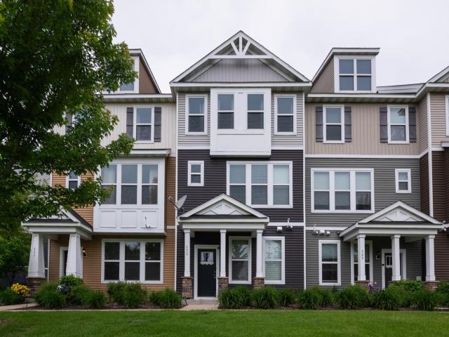 533 Satori Way Chaska MN 55318 - MLS# 7092230