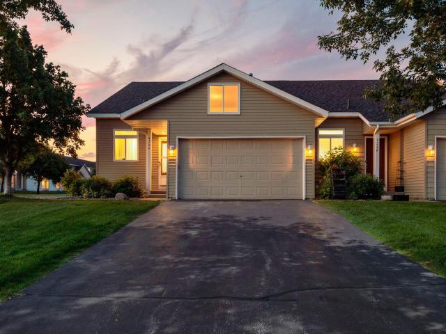 4244 Jarmann Lane Shakopee MN 55379 - MLS# 7092513