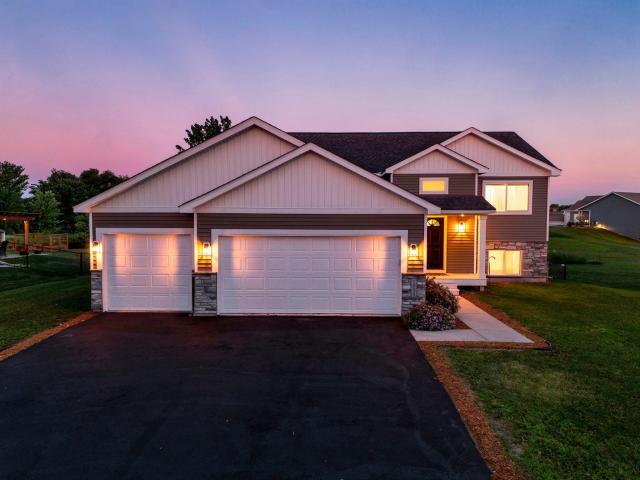 1008 Mulberry Avenue NE Montgomery MN 56069 - MLS# 7092515