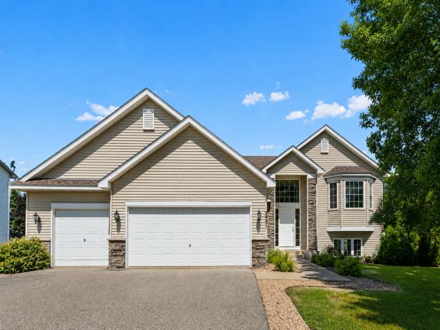 3951 Landings Drive Saint Bonifacius MN 55375 - MLS# 7092556