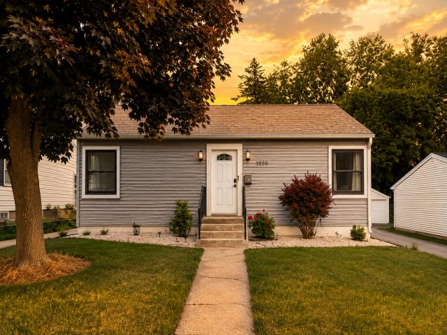 1550 7 1/2 Avenue NE Rochester MN 55906 - MLS# 7092788