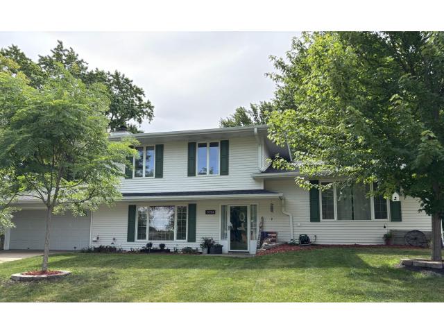 1094 Lowell Drive Saint Paul MN 55124 - MLS# 7092875