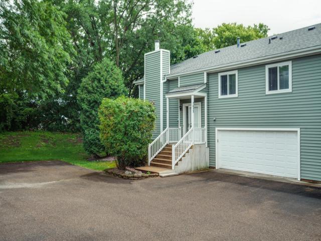 5653 Pompano Drive Hopkins MN 55343 - MLS# 7092909