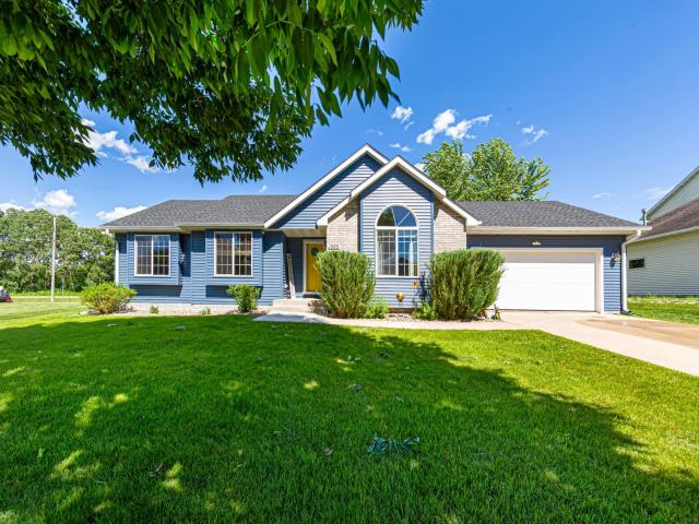 1555 Cornerstone Lane Owatonna MN 55060 - MLS# 7092922