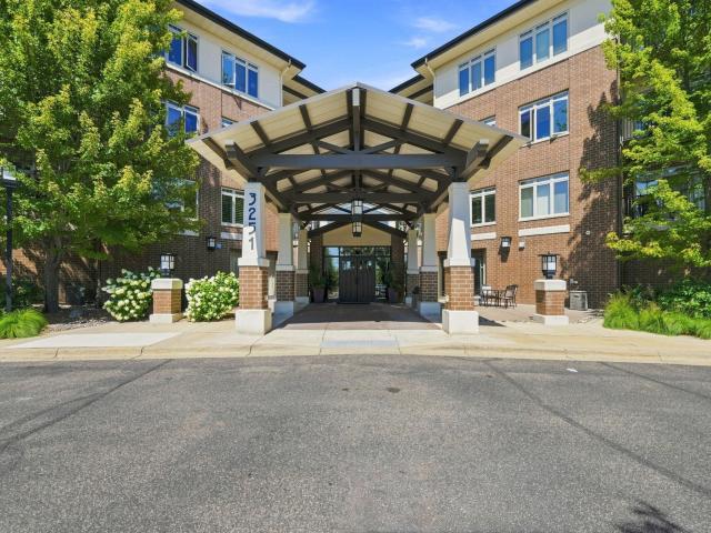 3251 Louisiana Avenue S Unit 317 Minneapolis MN 55426 - MLS# 7092977