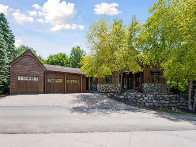 2439 Emerald Trail Minnetonka MN 55305 - MLS# 7093161