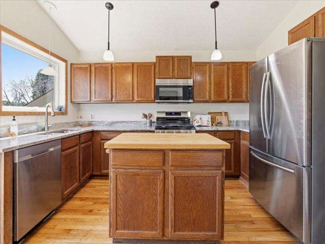 3836 Westbury Lane Saint Paul MN 55123 - MLS# 7093196