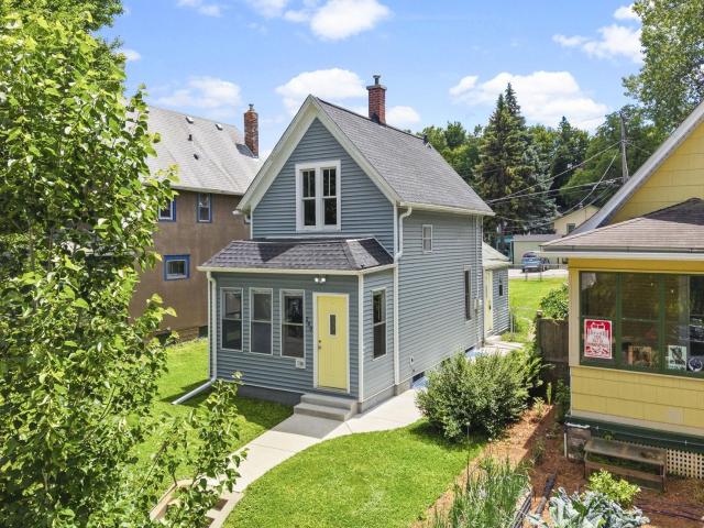 240 Sidney Street E Saint Paul MN 55107 - MLS# 7093311