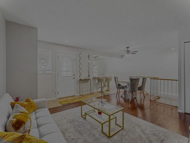 8582 134th Street W Apple Valley MN 55124 - MLS# 7093391