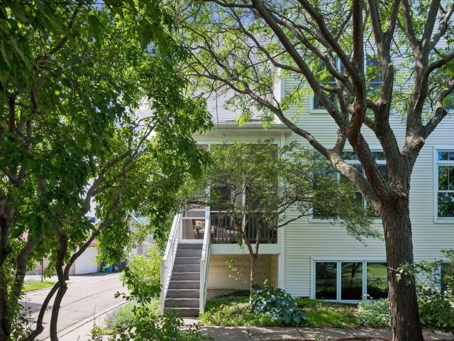 2433 Columbus Court Minneapolis MN 55404 - MLS# 7093393