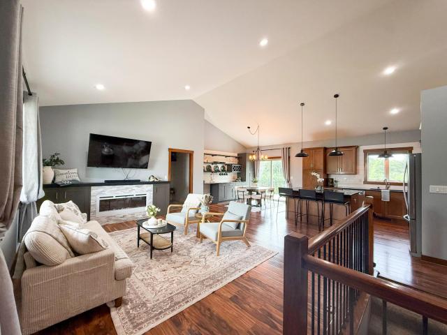 3927 Stone Point Drive NE Rochester MN 55906 - MLS# 7093507