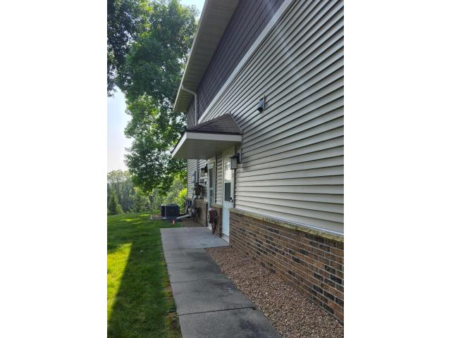 14000 44th Place N Unit 2 Plymouth MN 55446 - MLS# 7093868