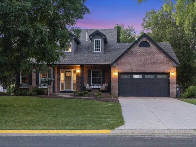 1602 Woodstone Drive Victoria MN 55386 - MLS# 7094036