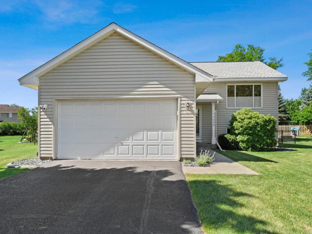 17509 Five Oaks Drive Farmington MN 55024 - MLS# 7094081