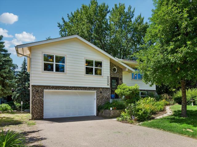 5281 Shore Trail NE Prior Lake MN 55372 - MLS# 7094205