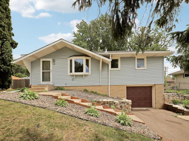 33 Greenway Avenue N Saint Paul MN 55128 - MLS# 7094215