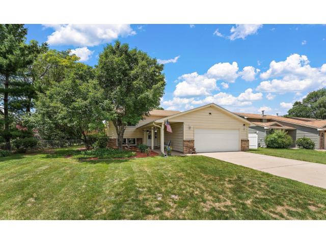 5241 Vera Cruz Avenue N Minneapolis MN 55429 - MLS# 7094252