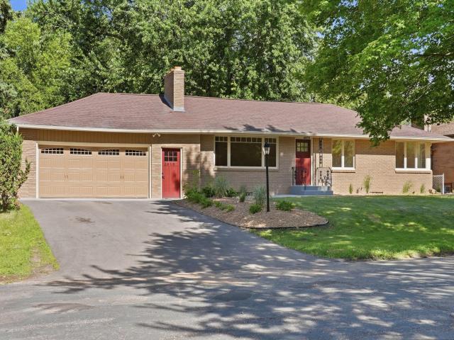 2618 Southlawn Drive Saint Paul MN 55109 - MLS# 7094272