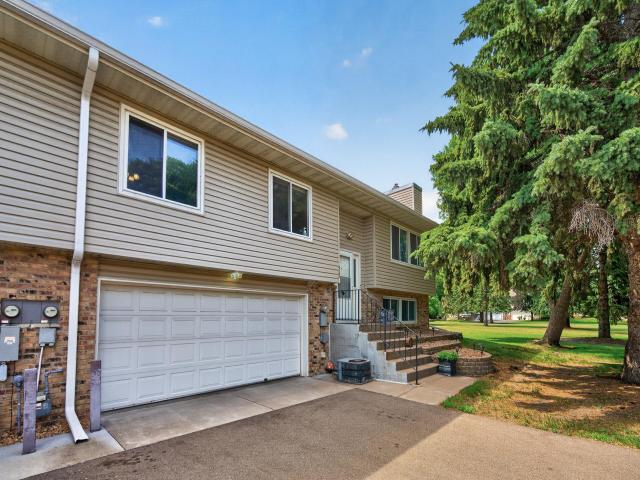 929 94th Avenue NE Minneapolis MN 55434 - MLS# 7094575