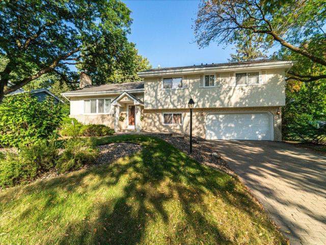 12904 2nd Avenue S Burnsville MN 55337 - MLS# 7094879