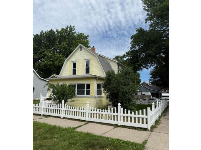 302 Nicollet Avenue Mankato MN 56003 - MLS# 7094946