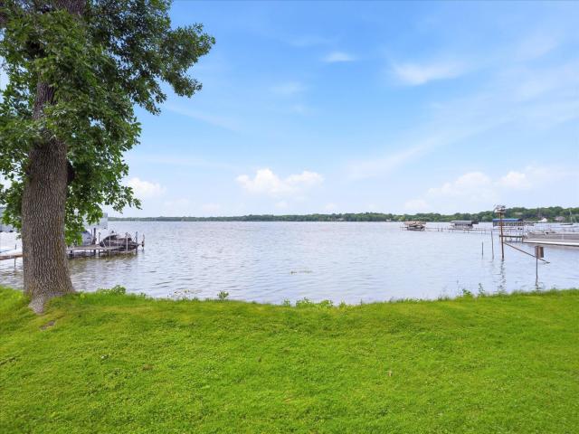 10226 S Shore Drive Minneapolis MN 55441 - MLS# 7094983