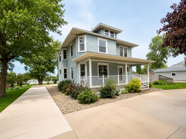 1300 S Section Avenue Spring Valley MN 55975 - MLS# 7095041