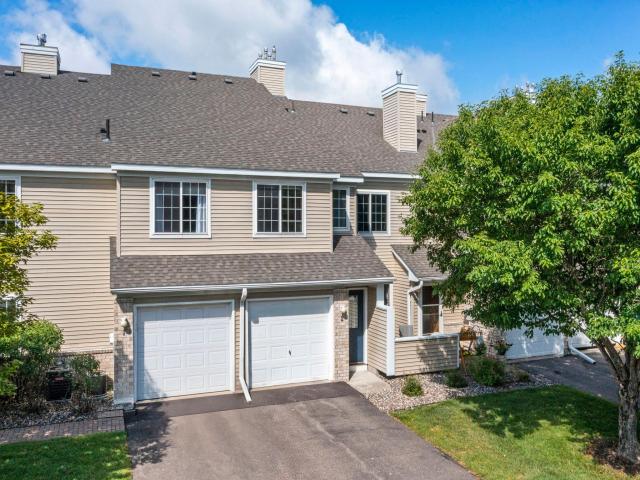2225 Ranchview Lane N Unit 2 Minneapolis MN 55447 - MLS# 7095057