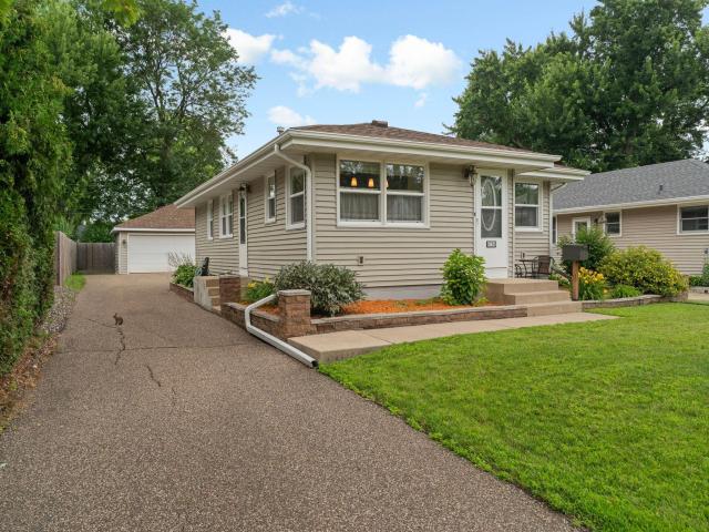 6738 Knoll Street N Minneapolis MN 55427 - MLS# 7095086