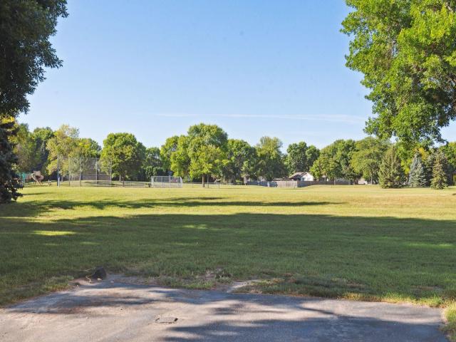 7561 Zinnia Way Maple Grove MN 55311 - MLS# 7095113