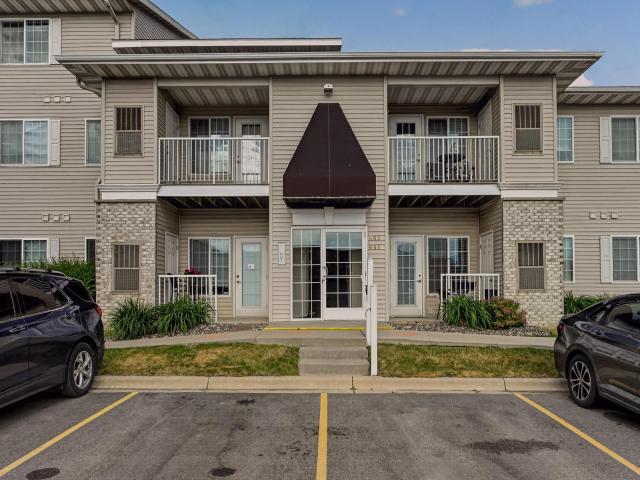 861 37th Avenue NW Unit A Rochester MN 55901 - MLS# 7095246