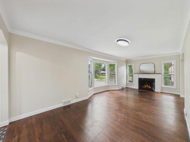 1599 Highland Parkway Saint Paul MN 55116 - MLS# 7095311