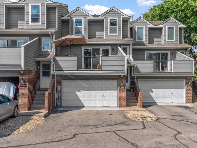 14282 Empire Avenue Apple Valley MN 55124 - MLS# 7095654