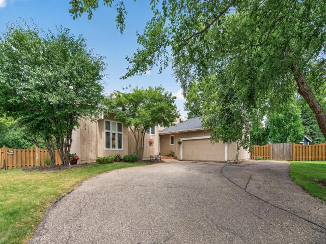 7001 Beacon Circle Eden Prairie MN 55346 - MLS# 7095669