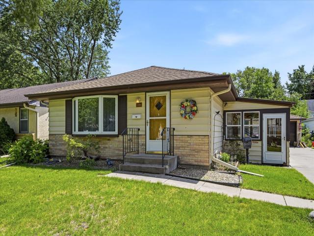 2126 Forest Drive NE Minneapolis MN 55421 - MLS# 7095742