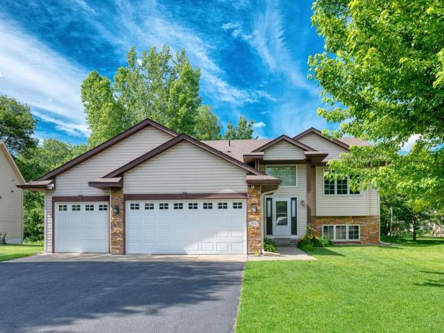 2845 85th Court NE Blaine MN 55449 - MLS# 7095990