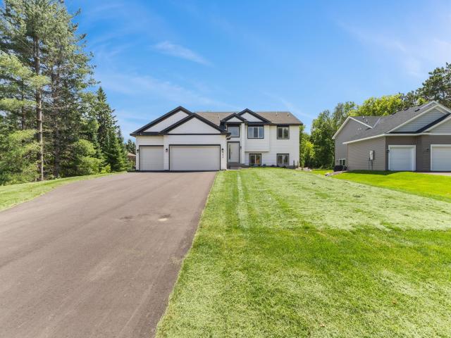 520 Lois Lane Lino Lakes MN 55014 - MLS# 7096041