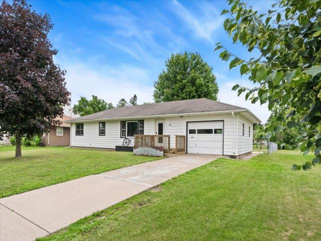 1009 W Center Street Lake City MN 55041 - MLS# 7096052