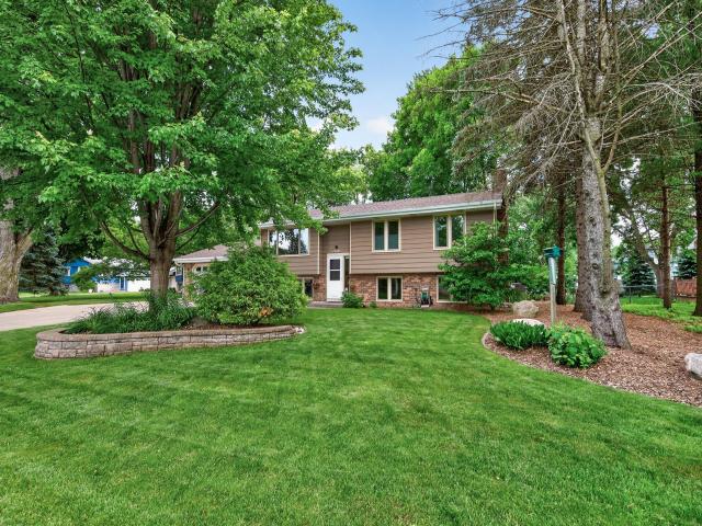 17351 Barberry Circle Eden Prairie MN 55346 - MLS# 7096102